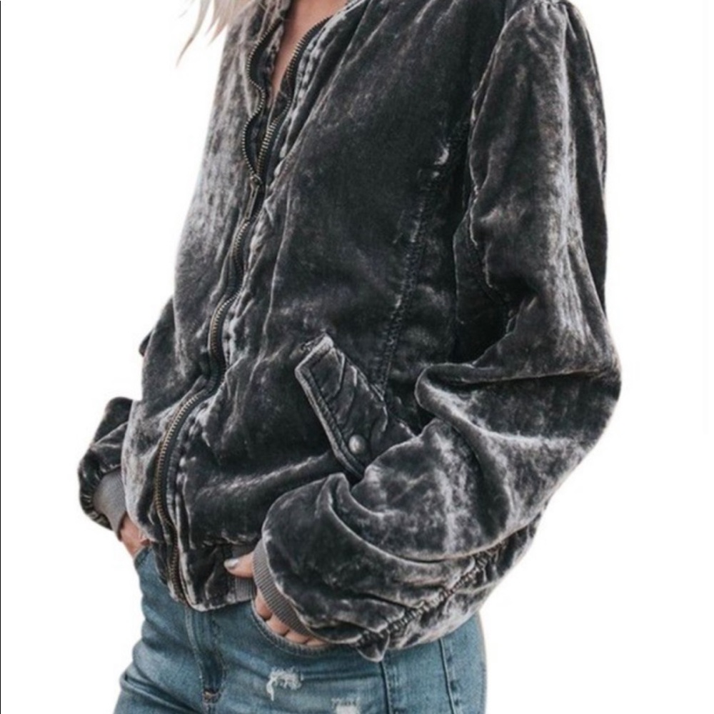 NWOT FREE PEOPLE BOMBER JACKET VELVET RUCHED L